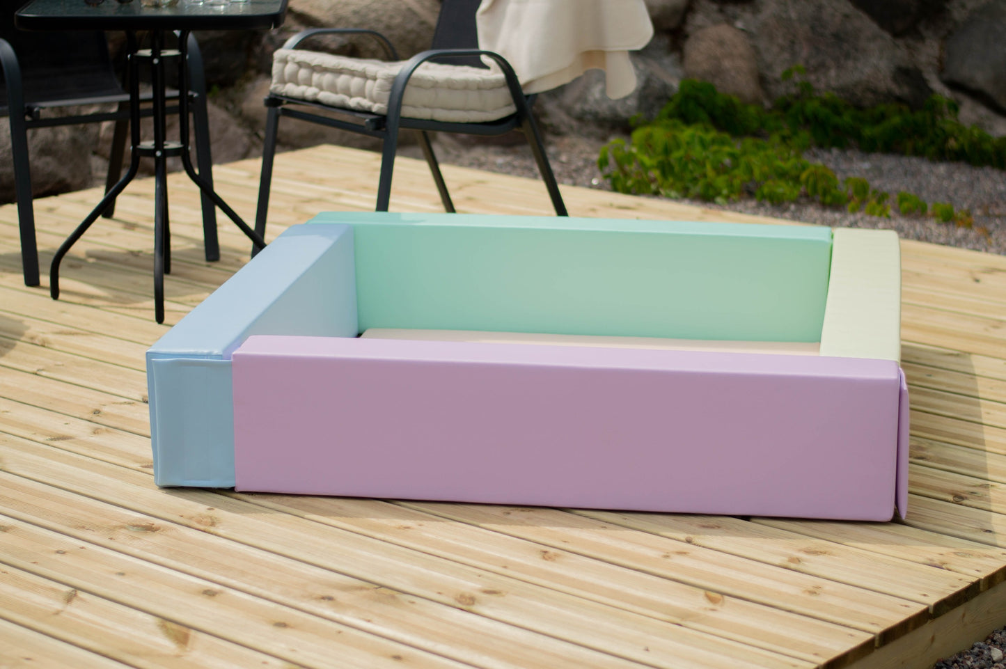 IGLU Soft Play Bollhav - Ljus Pastell - VentureKids