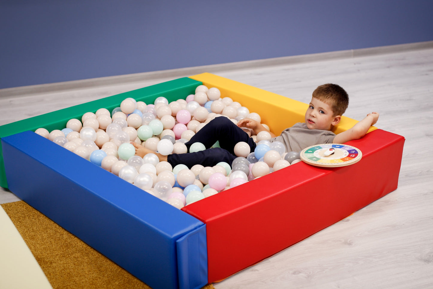 IGLU Soft Play Bollhav - Flerfärgat - VentureKids