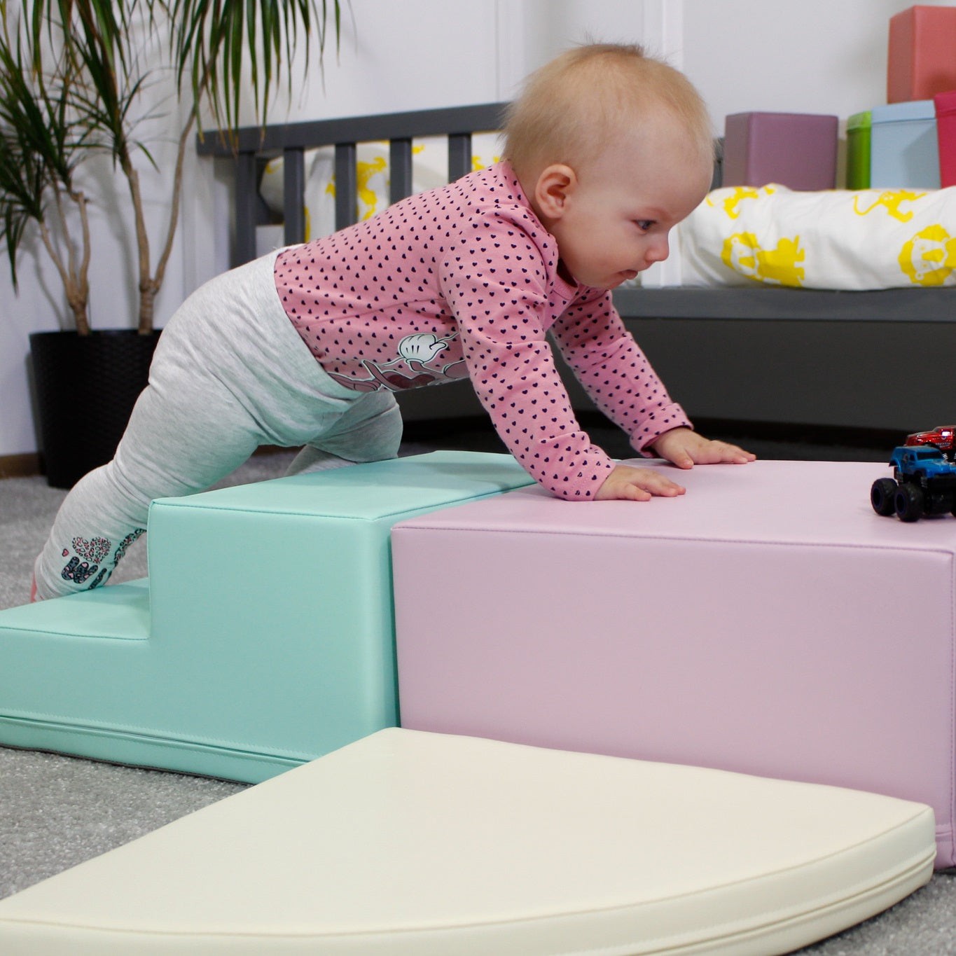 Soft Play 5 Foam Block Set - Ljus Pastell Corner Climber - VentureKids