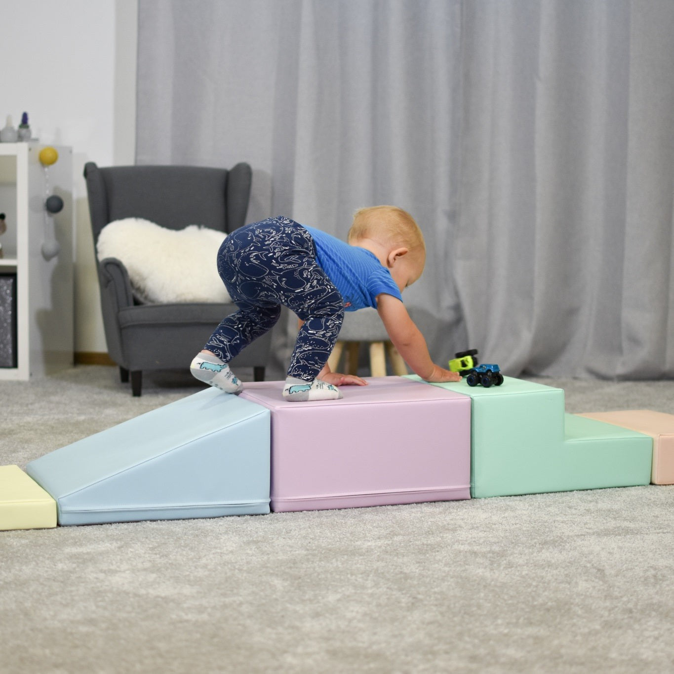 Soft Play 5 Foam Block Set - Ljus Pastell Corner Climber - VentureKids