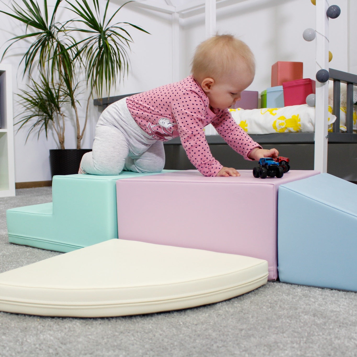 Soft Play 5 Foam Block Set - Ljus Pastell Corner Climber - VentureKids