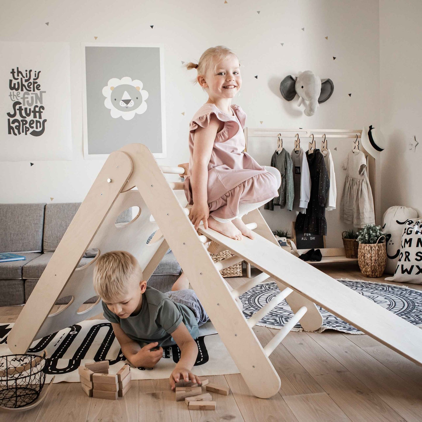 2-in-1 Montessori Climbing Triangle With Ramp