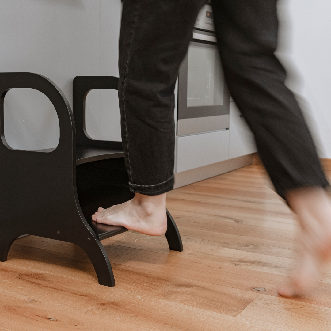 MIIMO® Adjustable Height Step Stool - Black - VentureKids