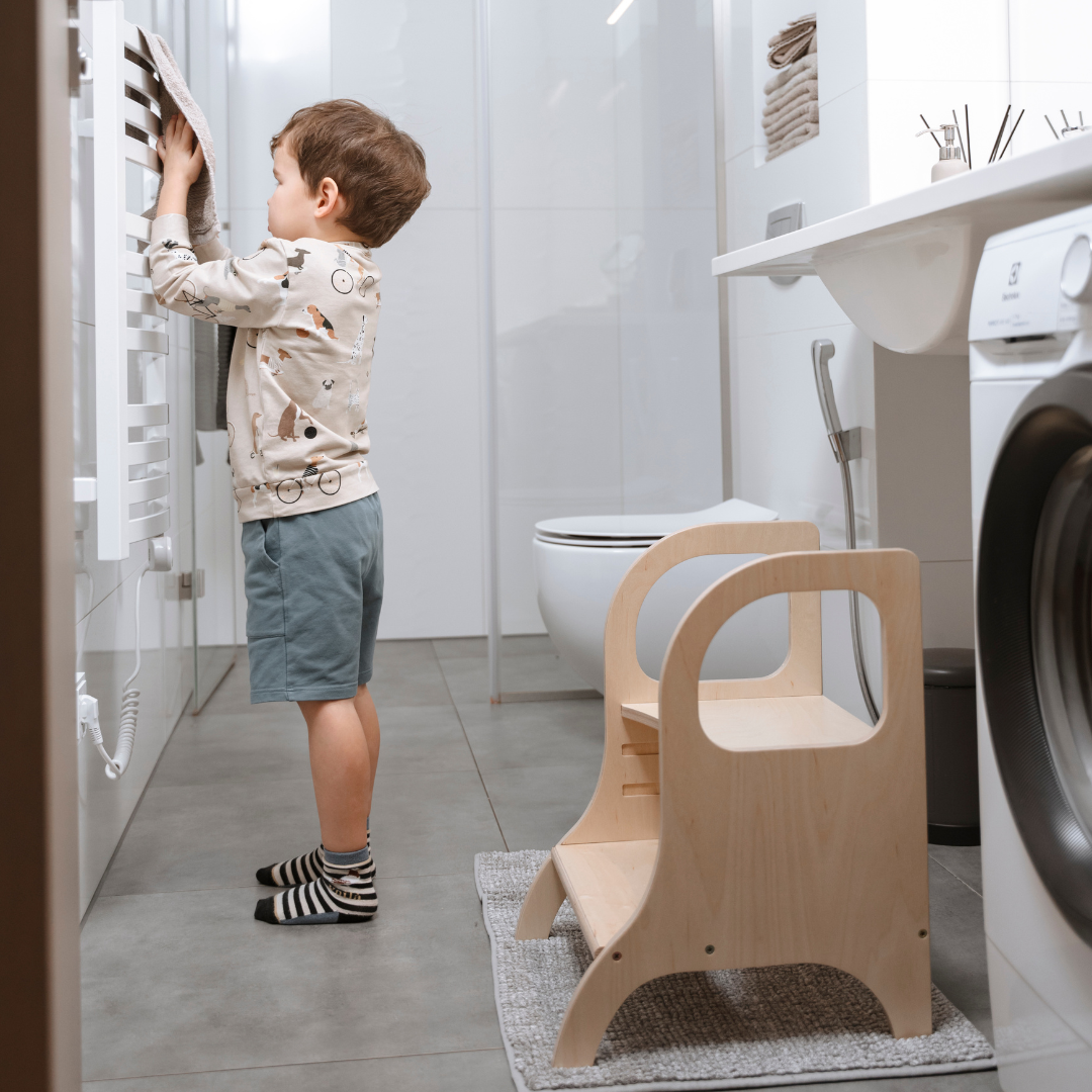 MIIMO® Adjustable Height Step Stool - Natural Wood - VentureKids
