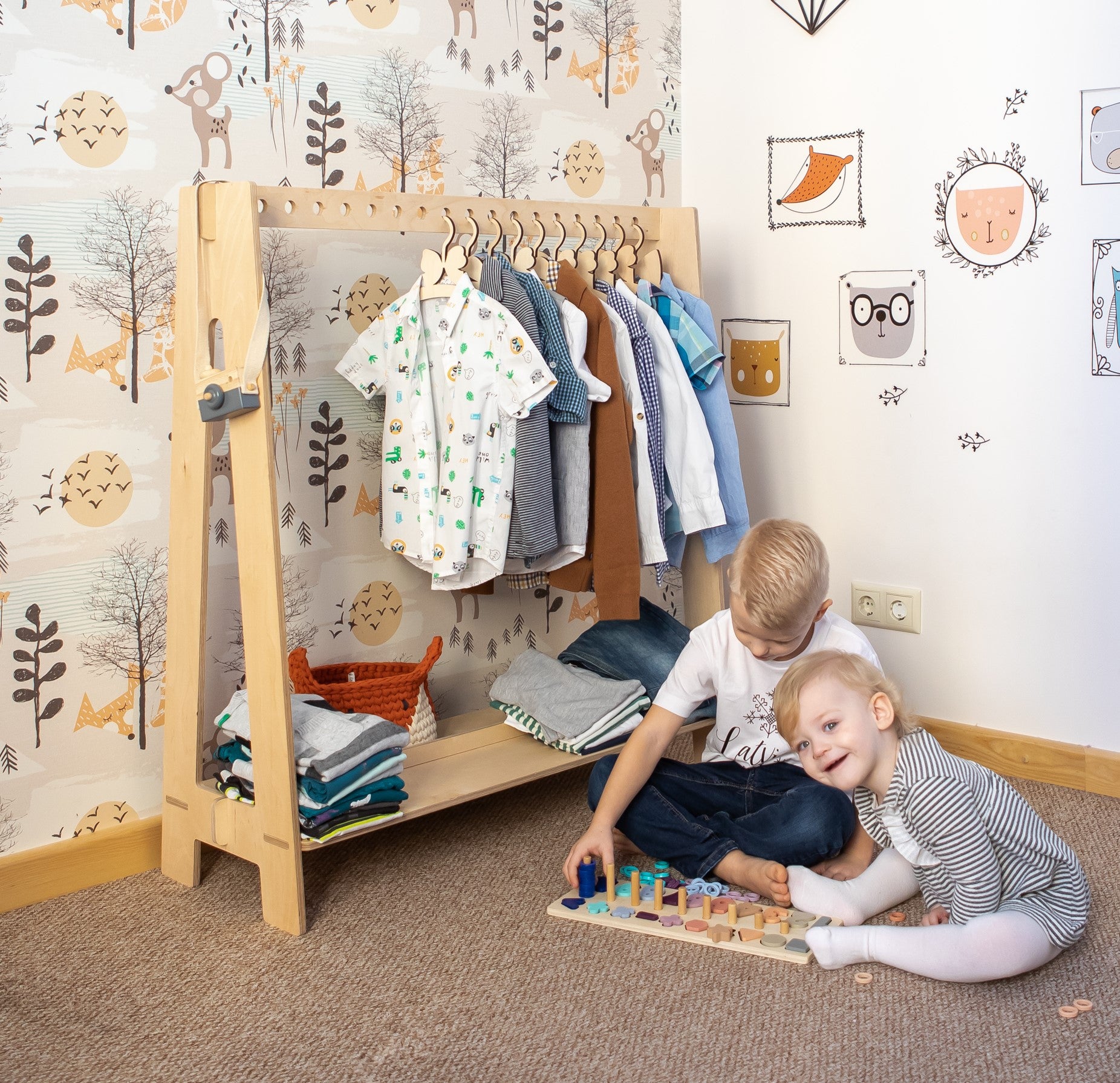 Toddlers Clothing Rack for Hangers ver 2 - VentureKids
