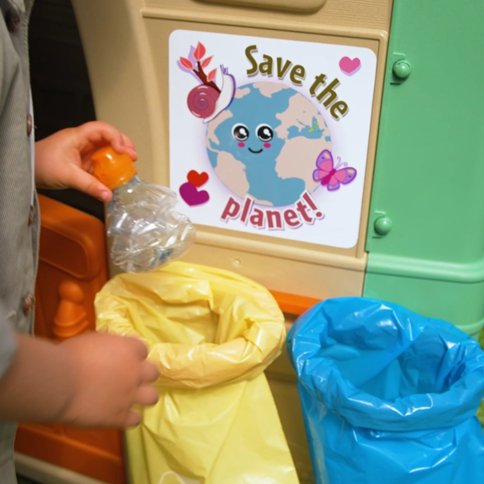 Återvunnet ECO-Lekstuga - VentureKids