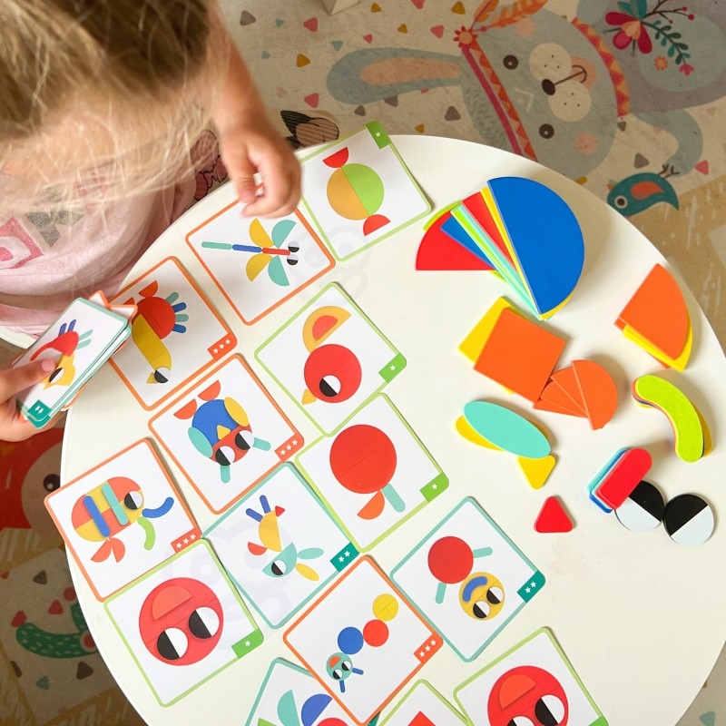 Wooden Montessori shape Puzzle - VentureKids